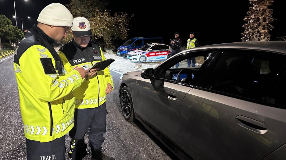 Aydın’da uyuşturucu içip trafiğe çıktı: Polise yakalandı