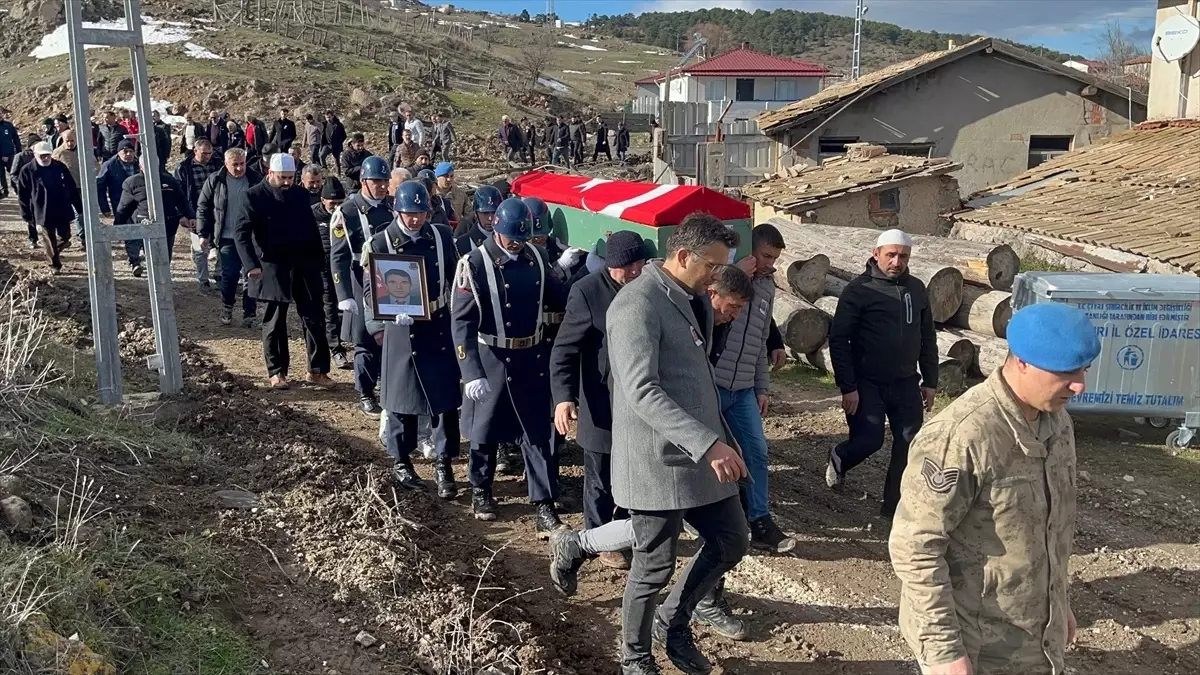 15 Temmuz Gazisi Bayar Toprağa Verildi